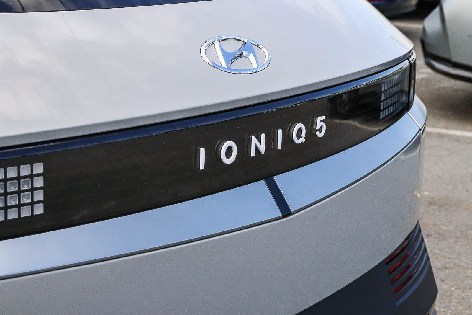 Used 2024 Hyundai Ioniq 5 SE RWD image 12