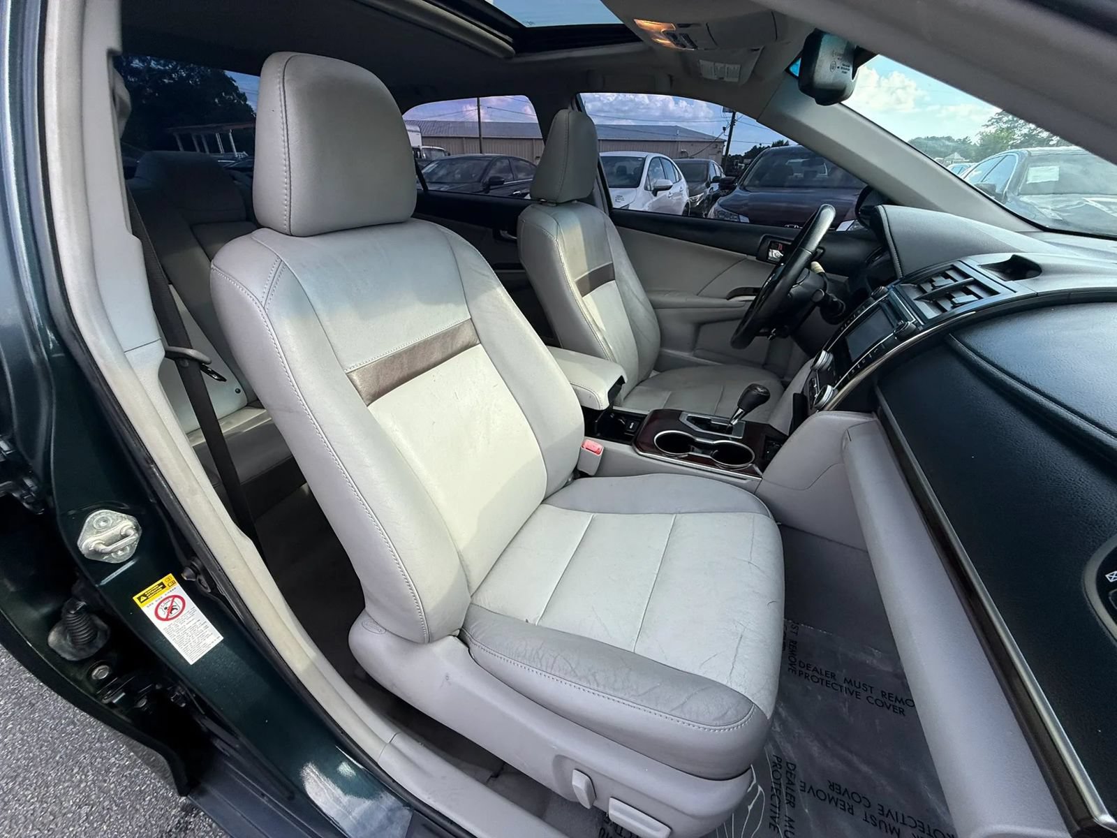 Used 2012 Toyota Camry XLE FWD image 18