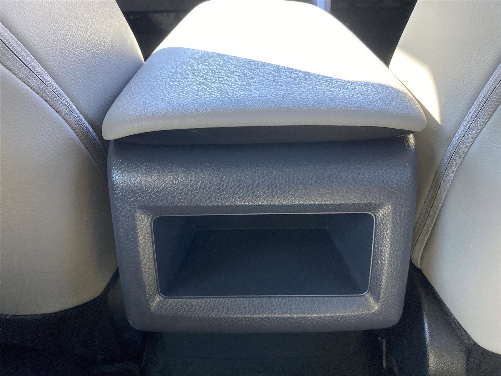 Used 2022 Toyota Camry SE image 28