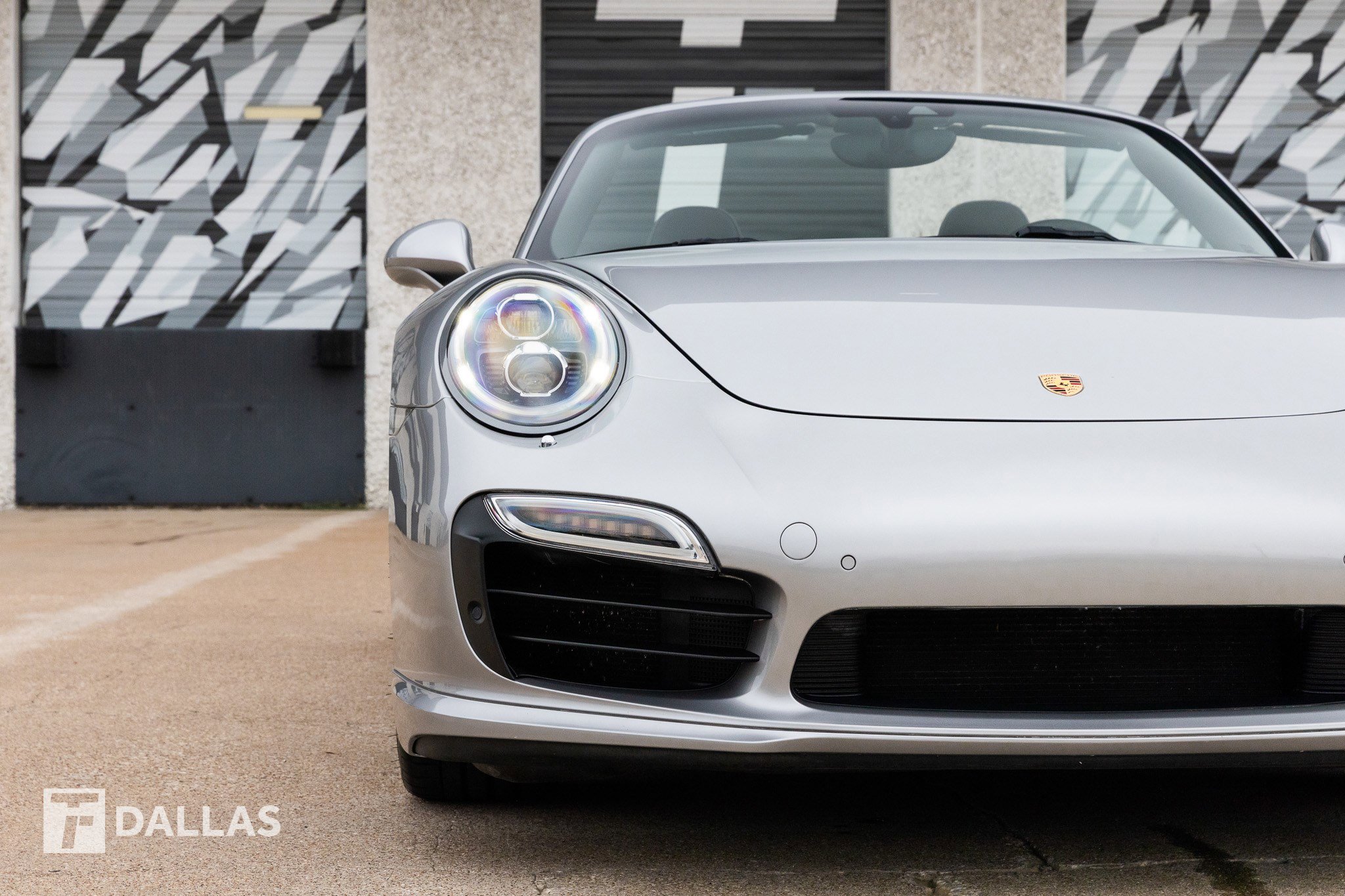 Used 2015 Porsche 911 Turbo S image 5