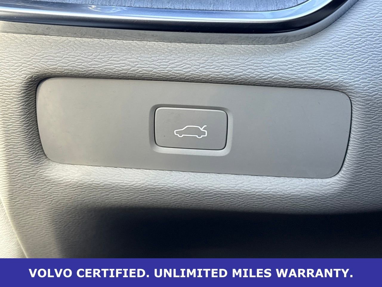 Certified 2024 Volvo S60 B5 Ultimate image 19