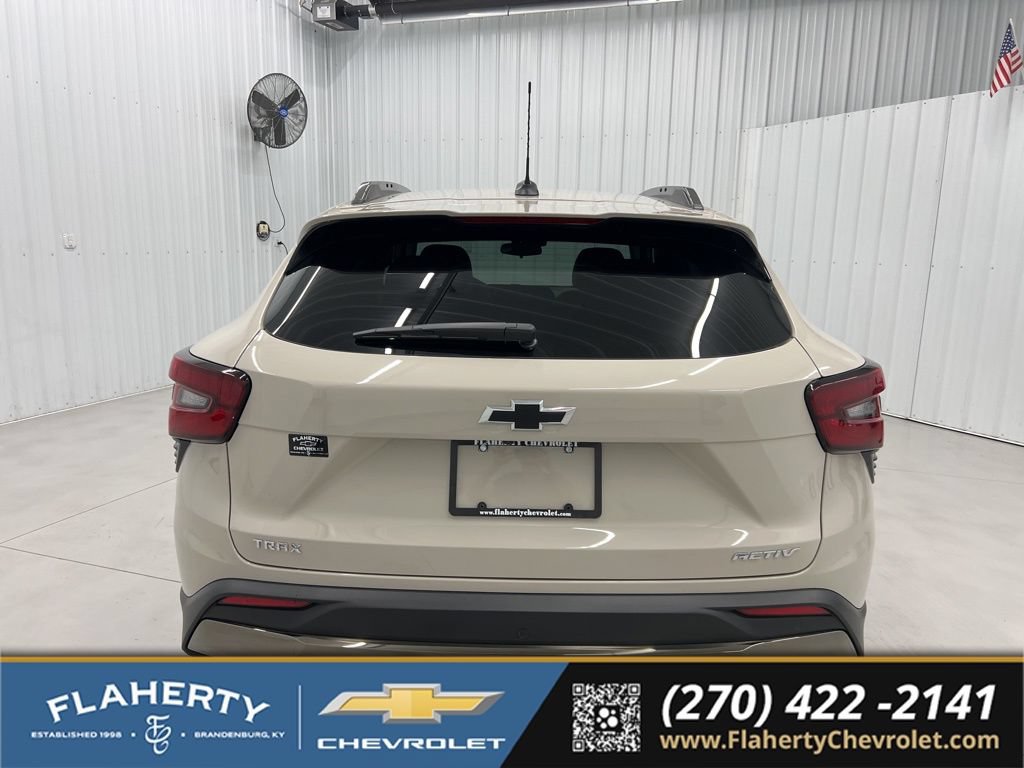 New 2026 Chevrolet Trax ACTIV w/ Driver Confidence Package FWD image 4