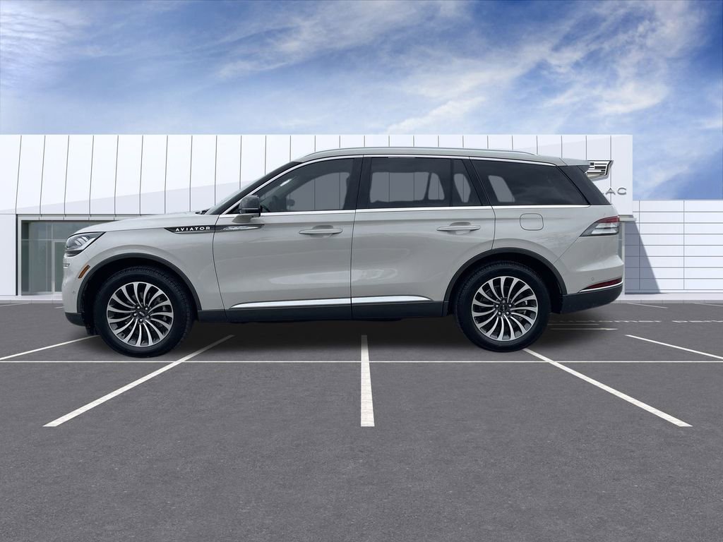 Used 2023 Lincoln Aviator Reserve w/ Elements Package Plus image 5