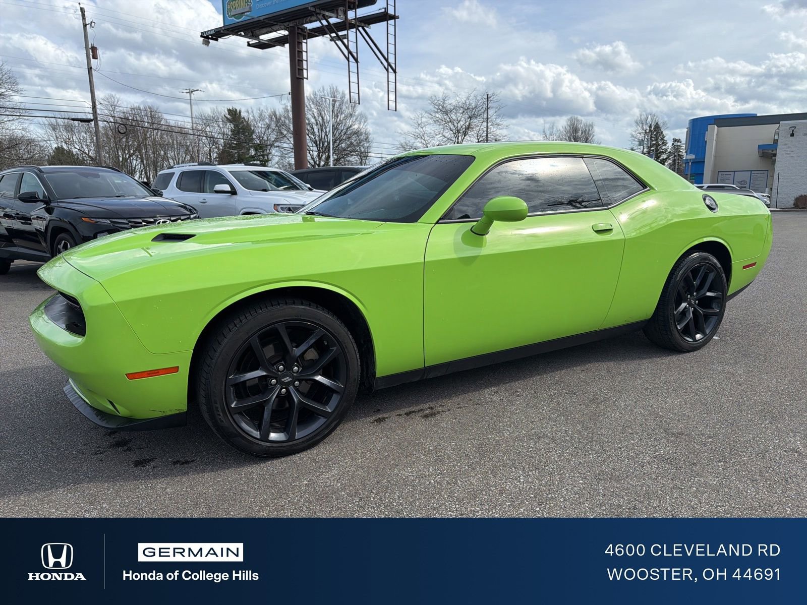 Used 2023 Dodge Challenger SXT w/ Blacktop Package RWD image 1