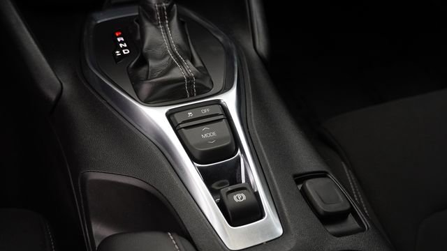 Used 2020 Chevrolet Camaro LT image 21