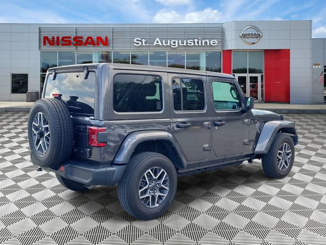 Used 2025 Jeep Wrangler Unlimited Sahara AWD/4WD image 2