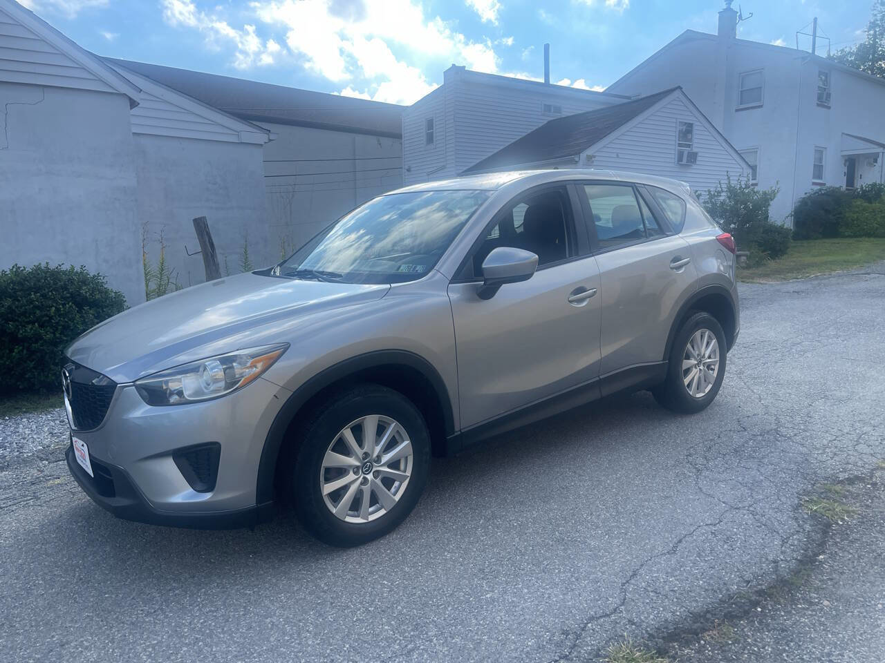 Used 2023 Tesla Model 3 Standard Range image 13