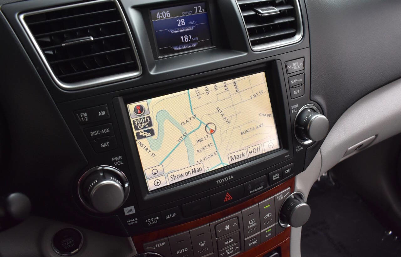 Used 2012 Toyota Highlander Limited image 26