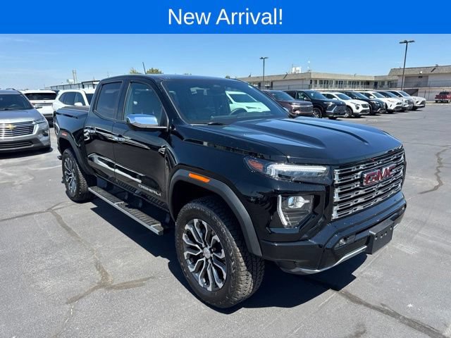 Used 2026 GMC Canyon Denali AWD/4WD image 1