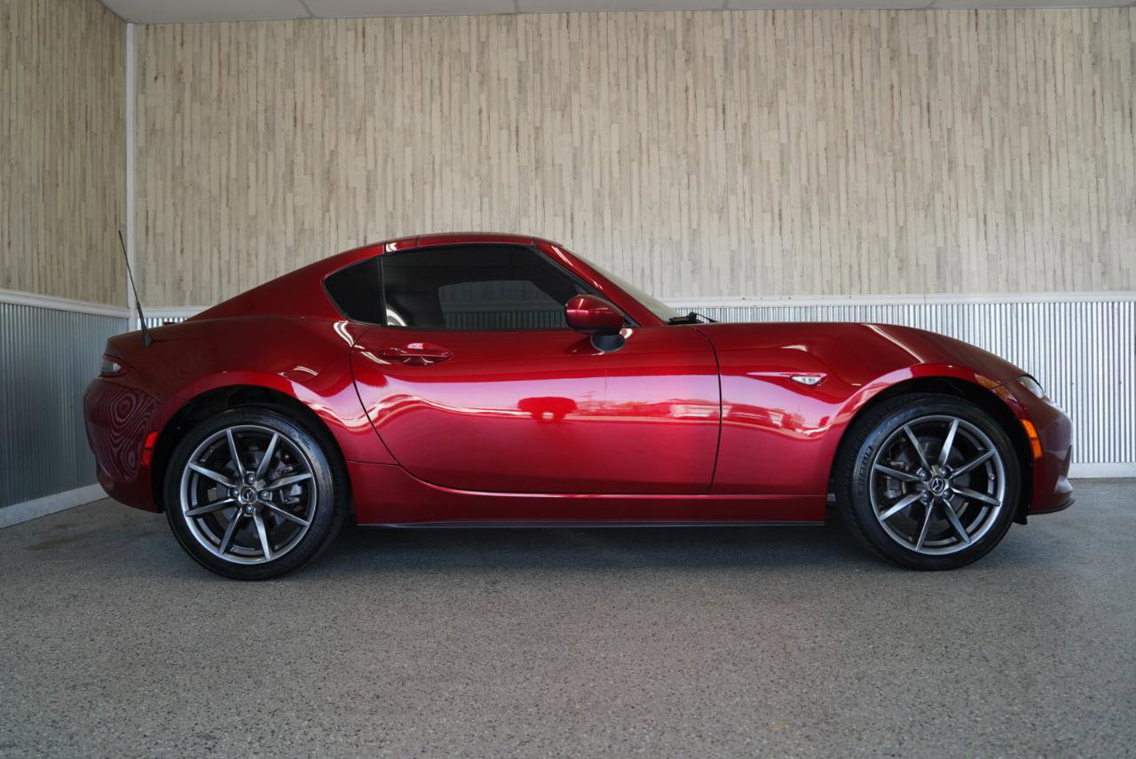 Used 2018 MAZDA MX-5 Miata RF Grand Touring image 8