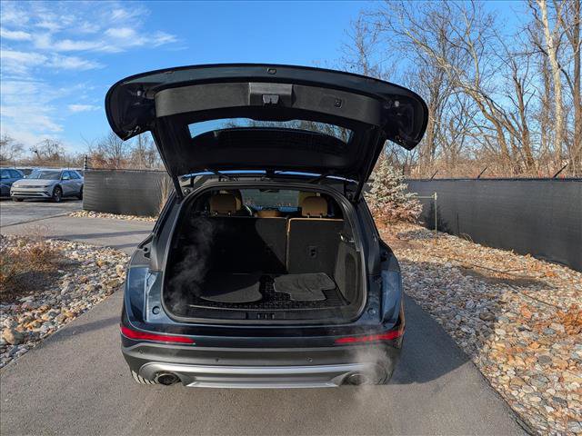 Certified 2022 Lincoln Corsair Reserve w/ Equipment Group 201A image 18