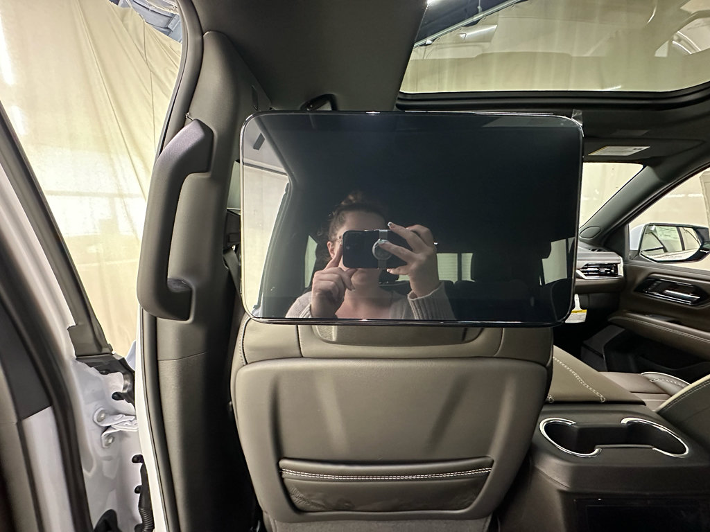 New 2026 GMC Yukon Denali Ultimate AWD/4WD image 22