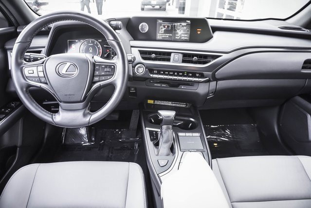 Used 2022 Lexus UX 200 200 Base w/ Accessory Package (Z2) image 21