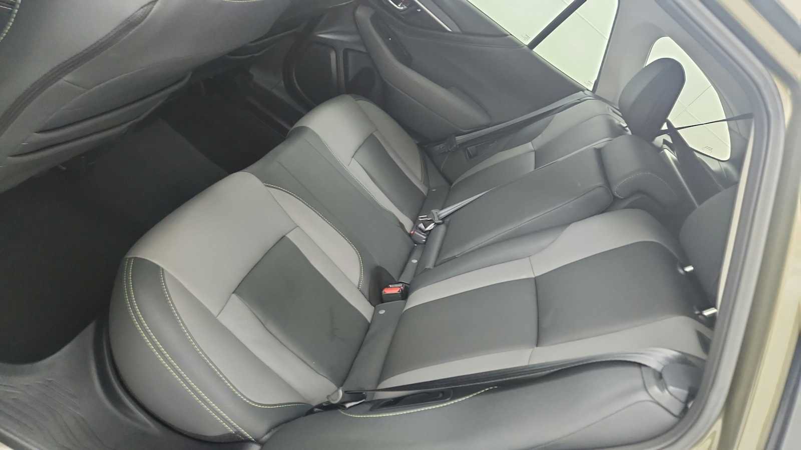 Certified 2025 Subaru Outback Onyx Edition AWD/4WD image 32