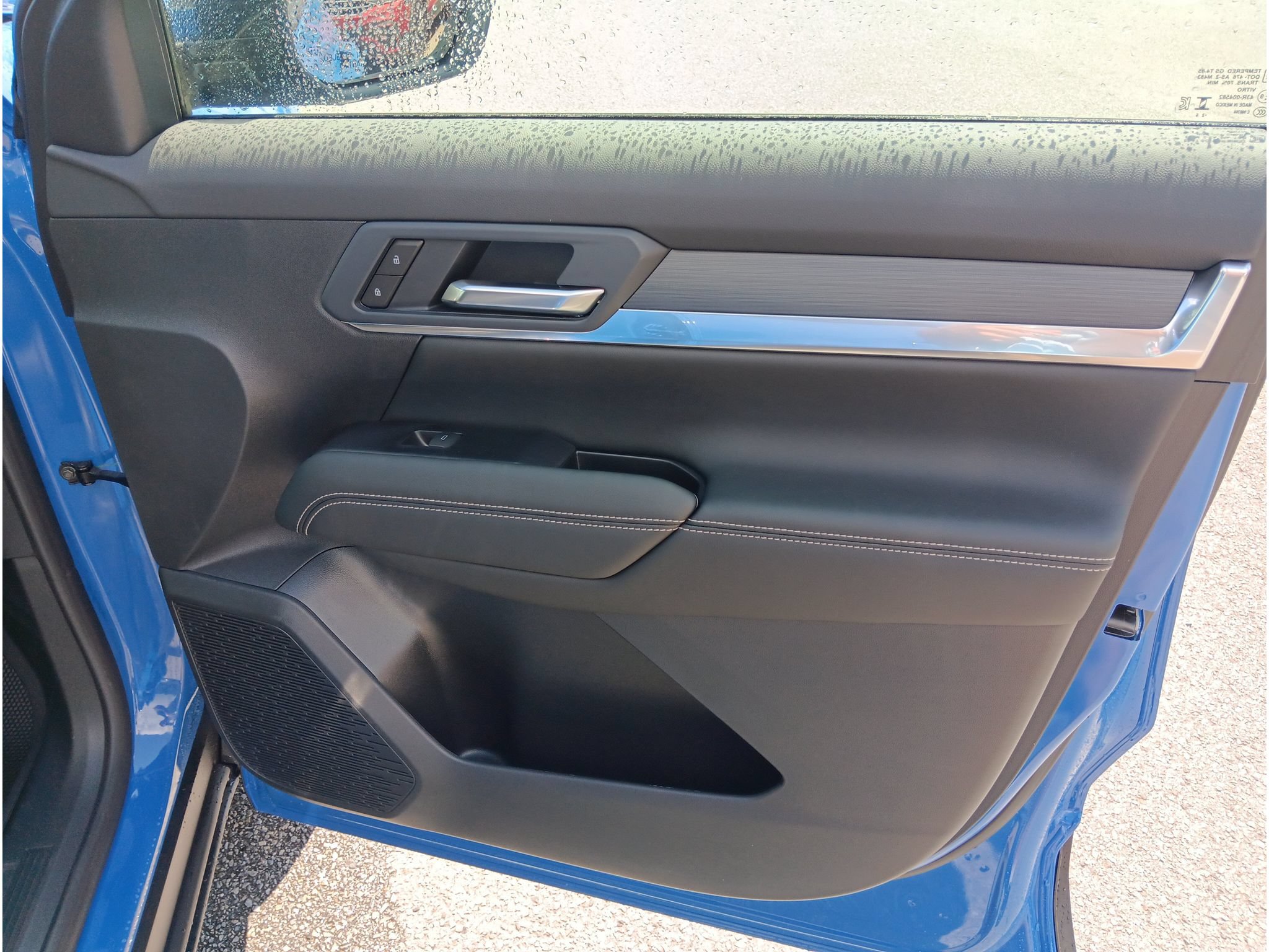 New 2027 GMC Terrain Elevation w/ Elevation Premium Package FWD image 18