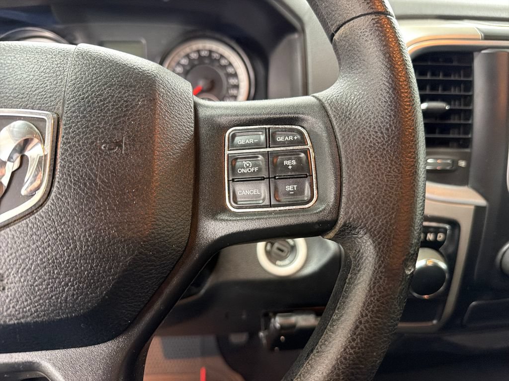 Used 2017 RAM 1500 Classic SLT RWD image 21