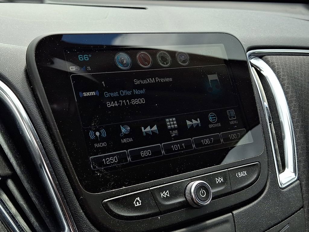 Used 2018 Chevrolet Malibu LT FWD image 16