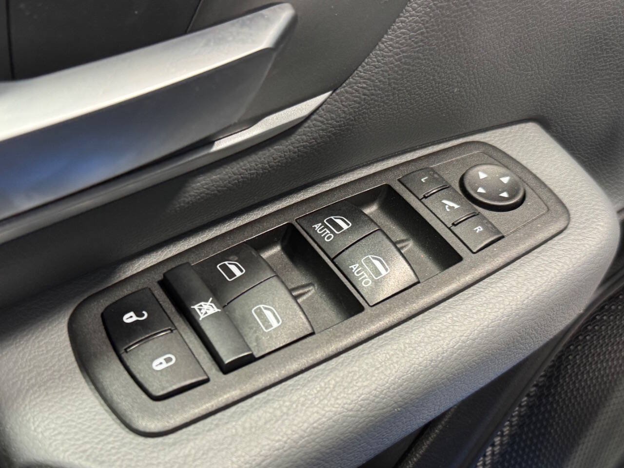 Used 2022 RAM 1500 Big Horn AWD/4WD image 13