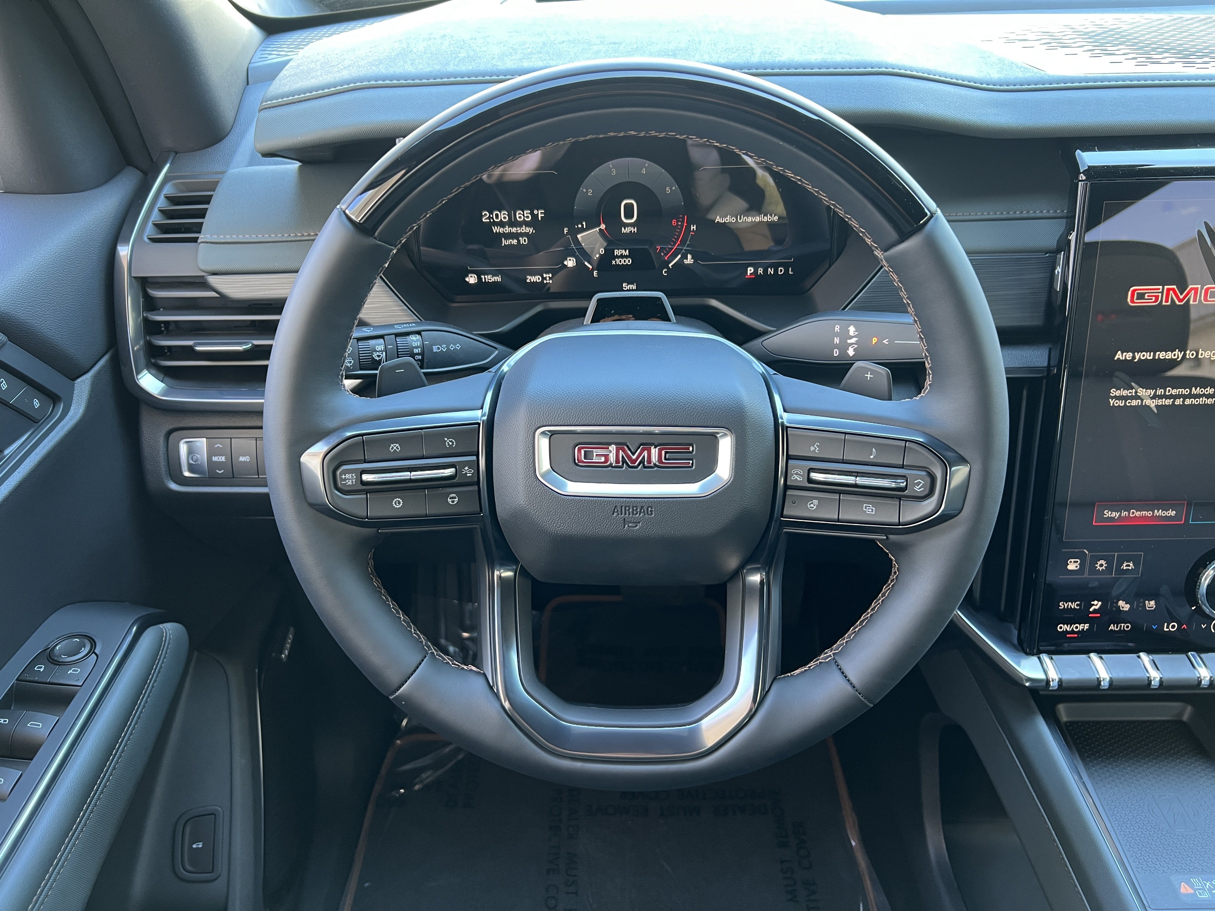 New 2026 GMC Acadia AT4 w/ Super Cruise Package AWD/4WD image 30