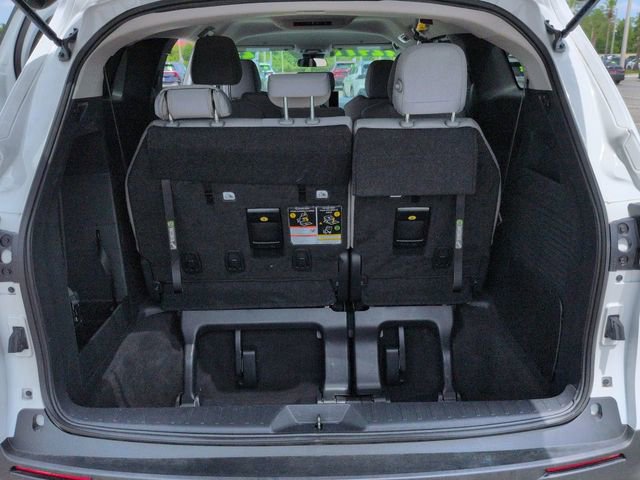 Certified 2025 Toyota Sienna LE FWD image 13