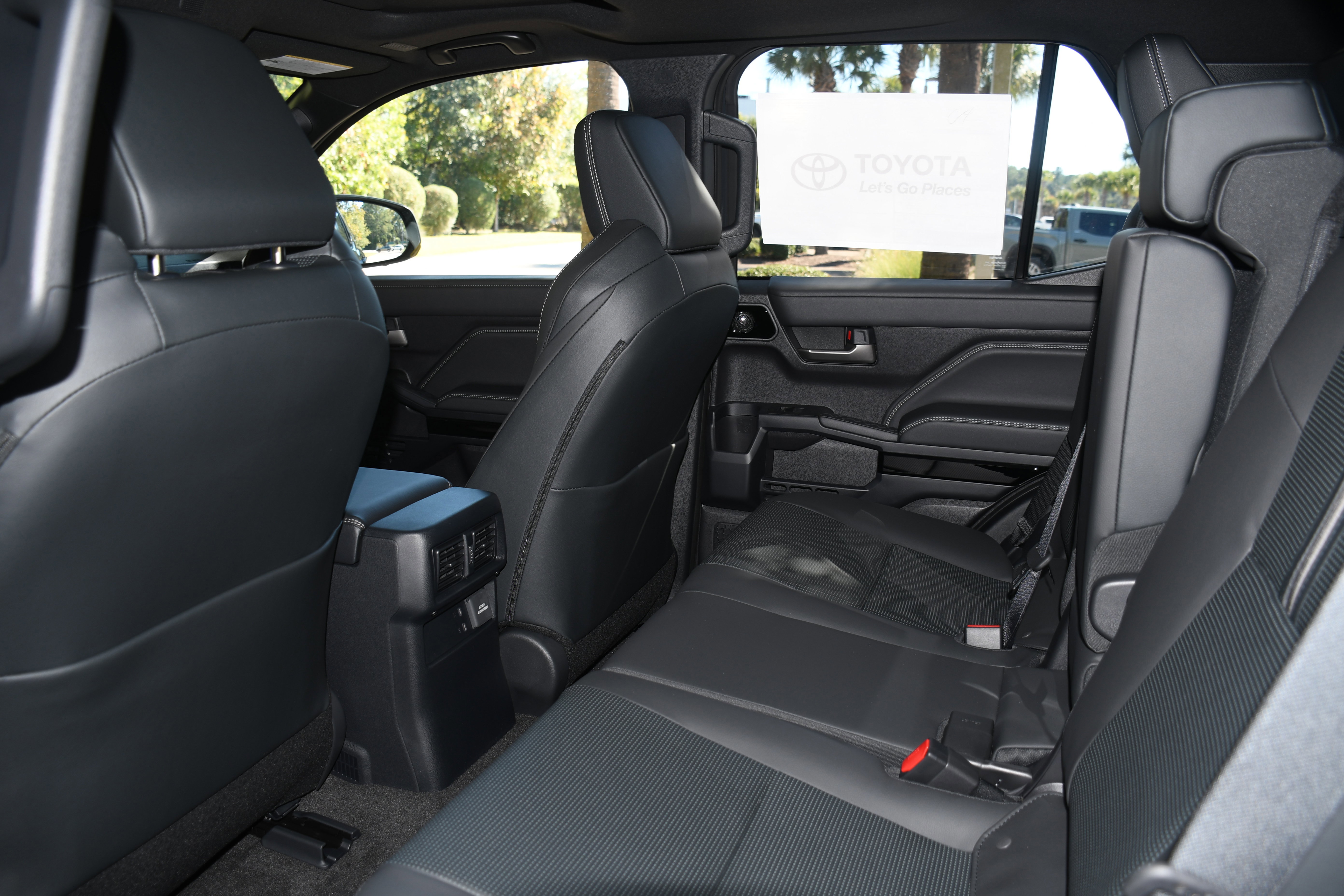 New 2025 Toyota 4Runner Limited image 8