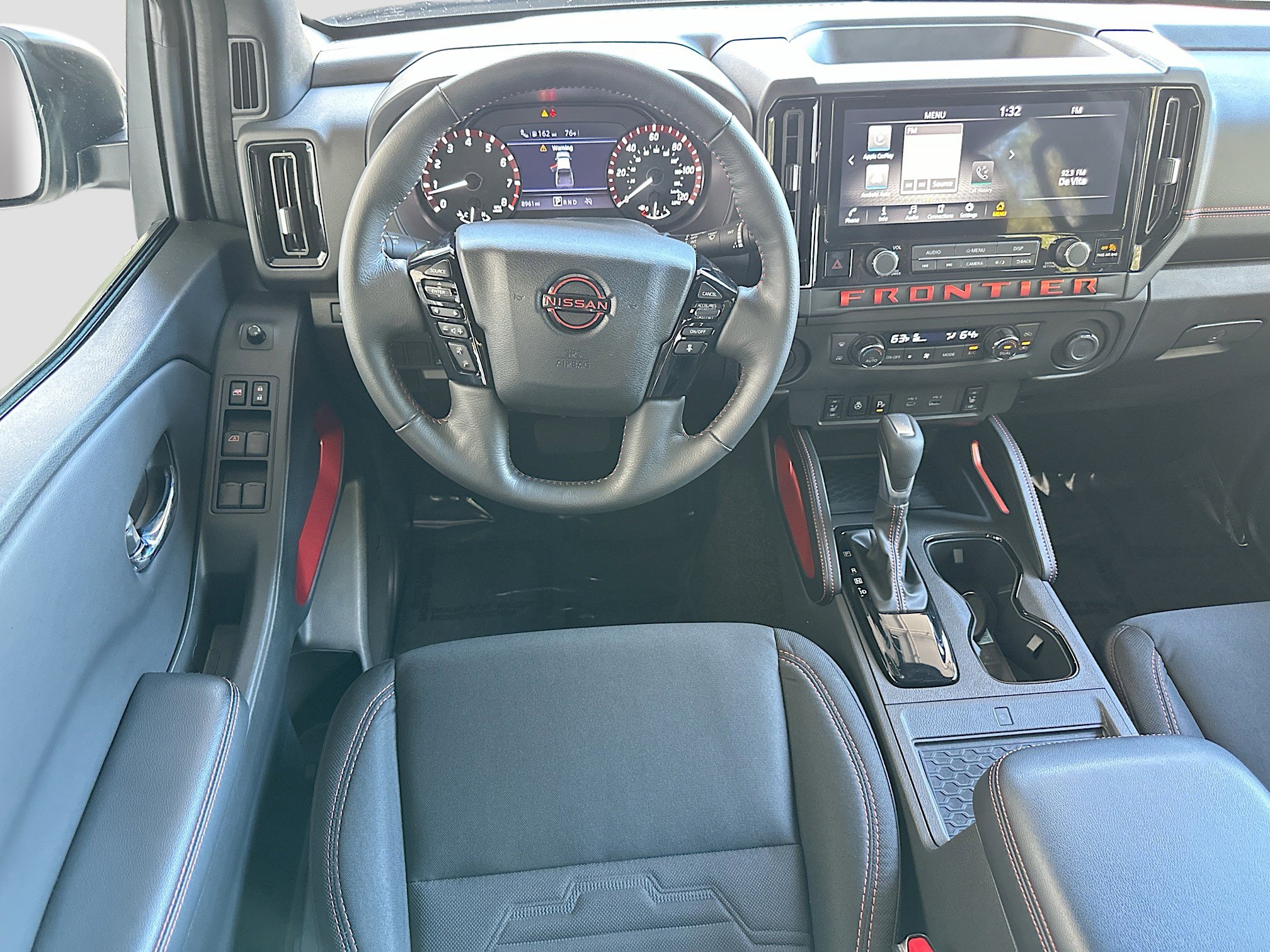 Used 2025 Nissan Frontier Pro-X w/ Pro Convenience Package image 21