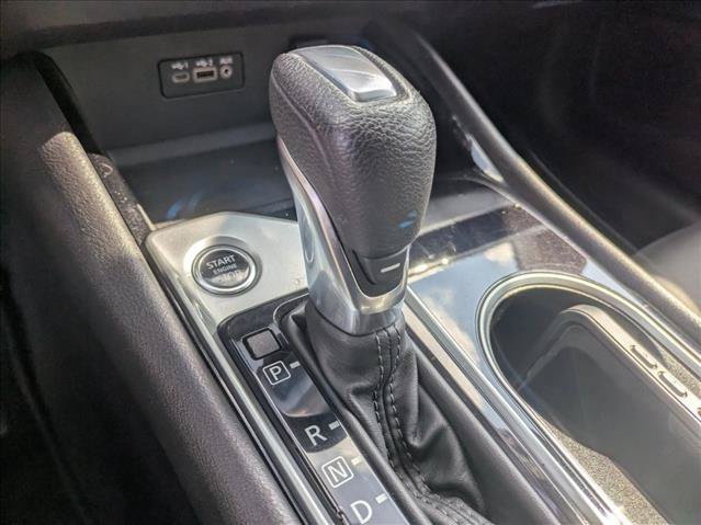 Used 2024 Nissan Altima 2.5 SV FWD image 11