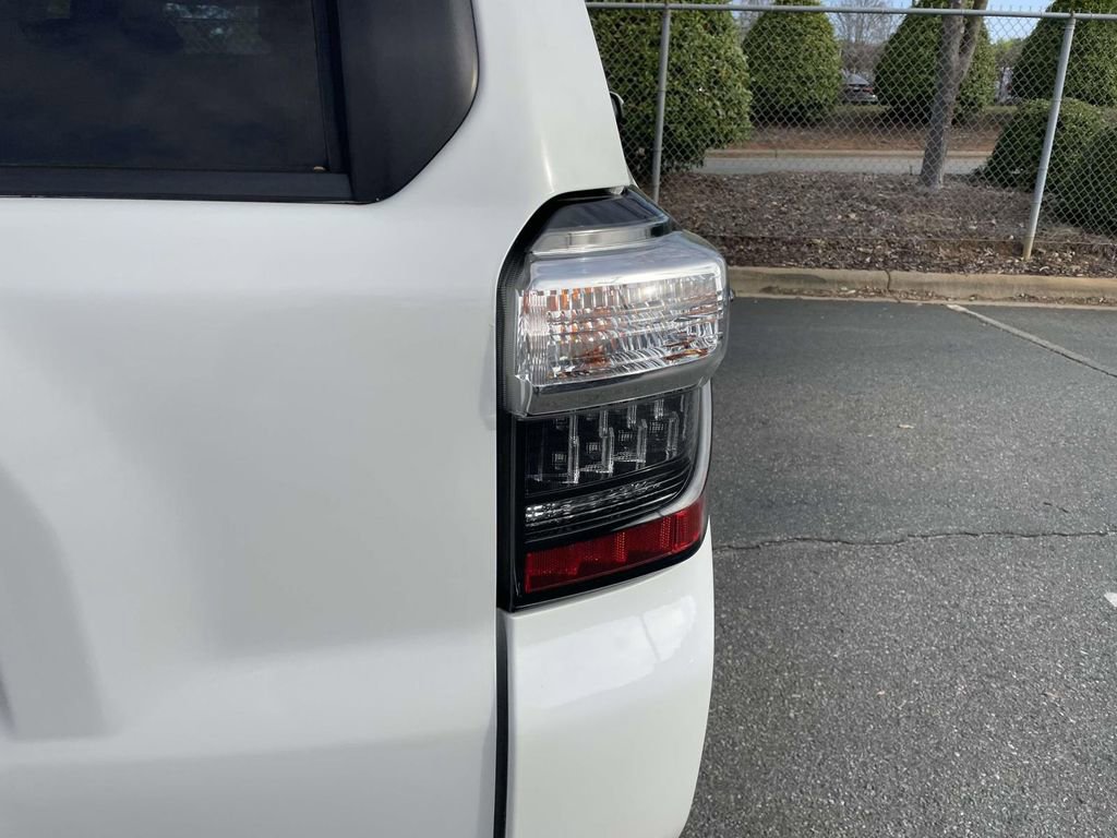 Used 2021 Toyota 4Runner SR5 image 16