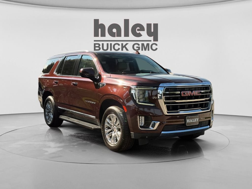 Used 2023 GMC Yukon SLT w/ Max Trailering Package AWD/4WD image 7