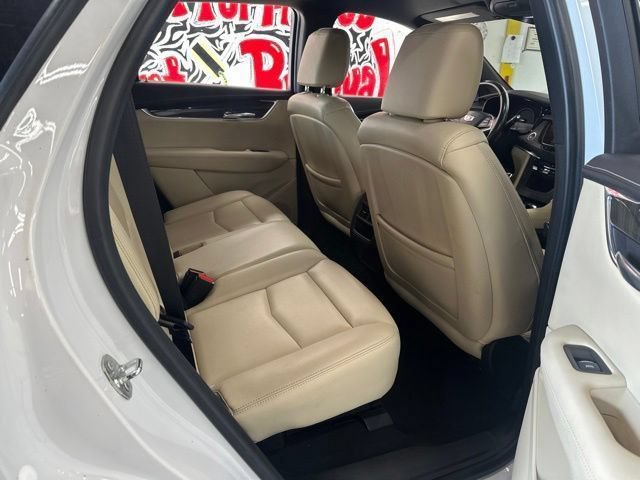 Used 2019 Cadillac XT5 FWD image 21