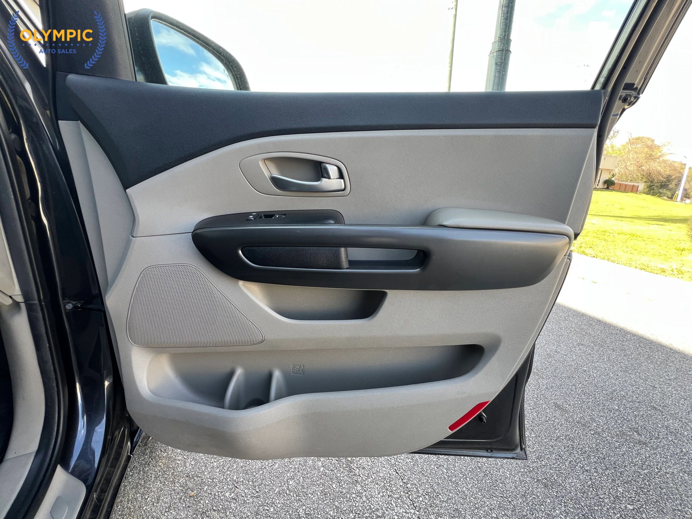 Used 2021 Kia Sedona EX image 48