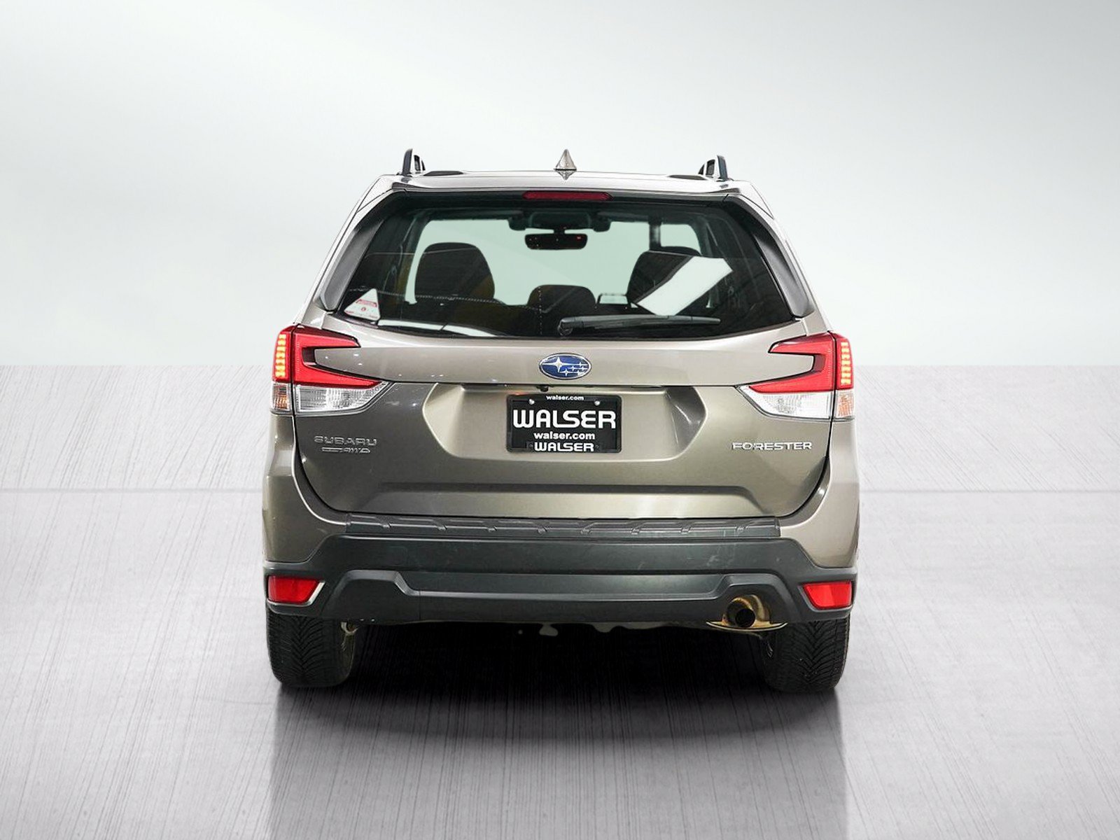 Used 2019 Subaru Forester Premium w/ All-Weather Package AWD/4WD image 4