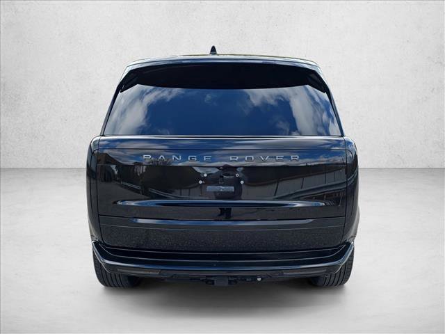 Used 2023 Land Rover Range Rover Long Wheelbase SE image 6
