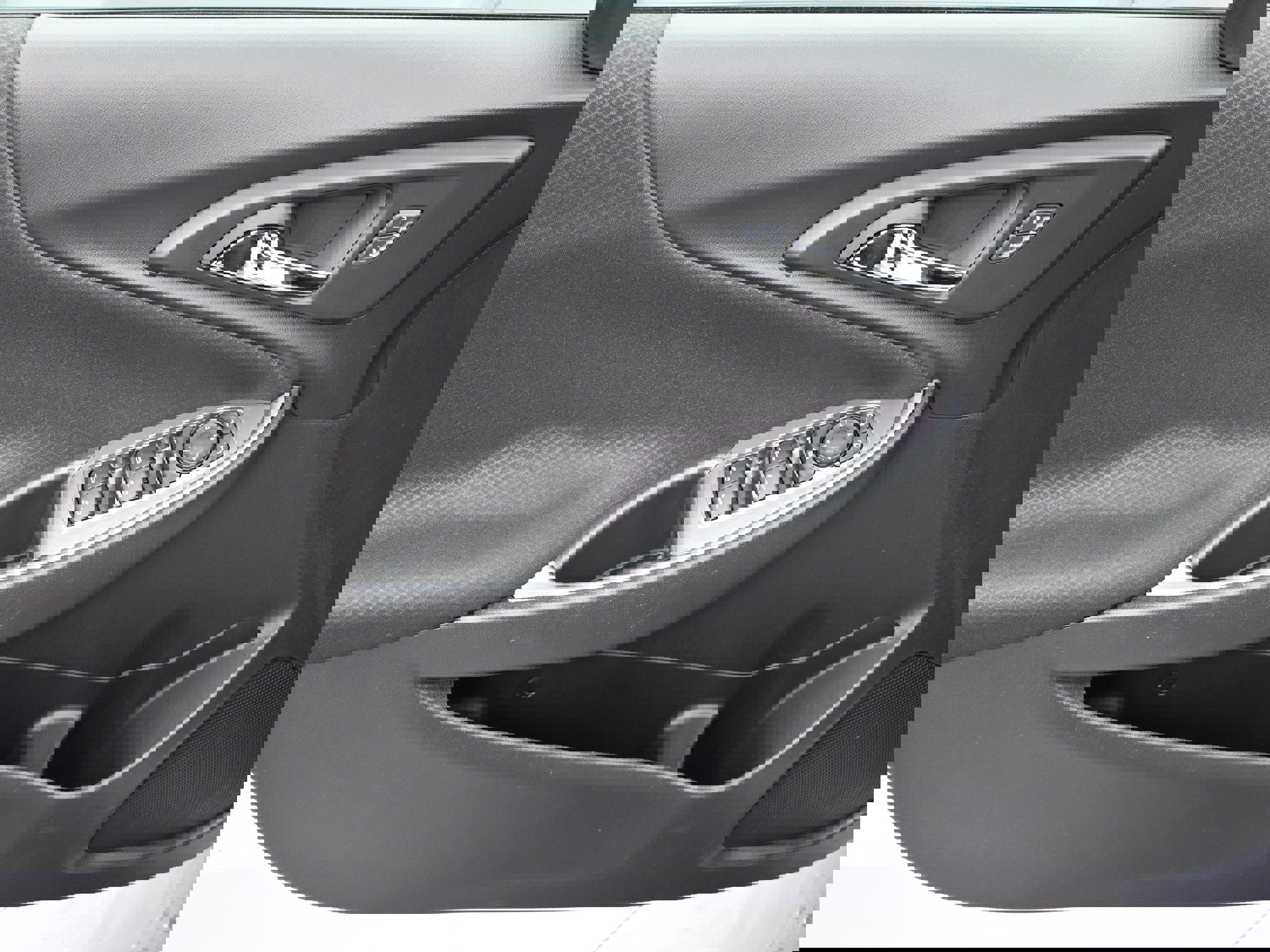 Used 2024 Chevrolet Malibu RS image 23