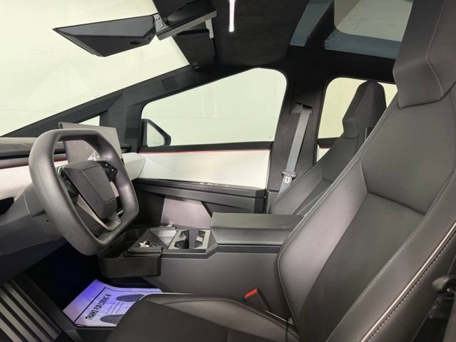 Used 2024 Tesla Cybertruck Cyberbeast AWD/4WD image 5