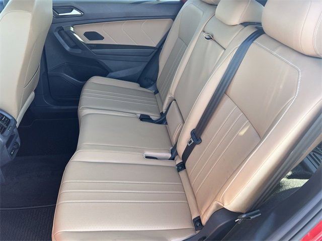 Used 2024 Volkswagen Tiguan SE R-Line image 30