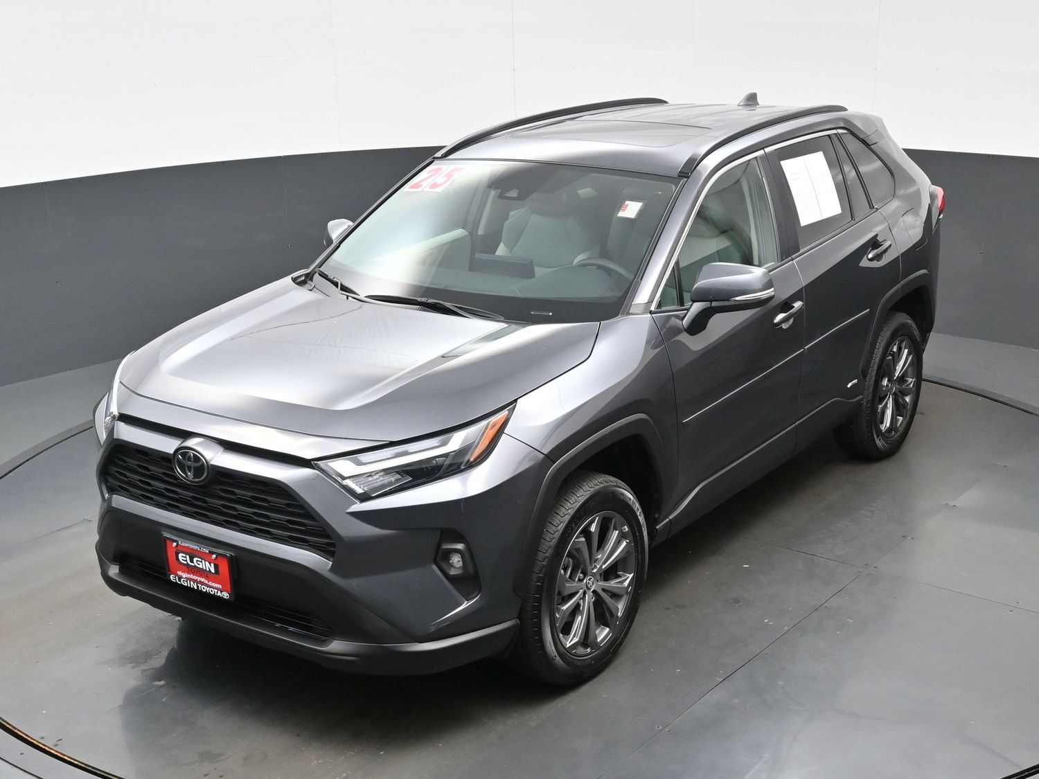 Used 2025 Toyota RAV4 XLE Premium w/ Weather Package AWD/4WD image 38