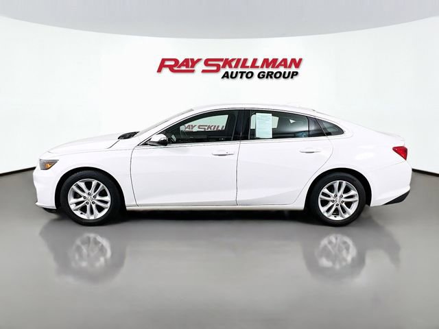 Used 2017 Chevrolet Malibu LT FWD image 4
