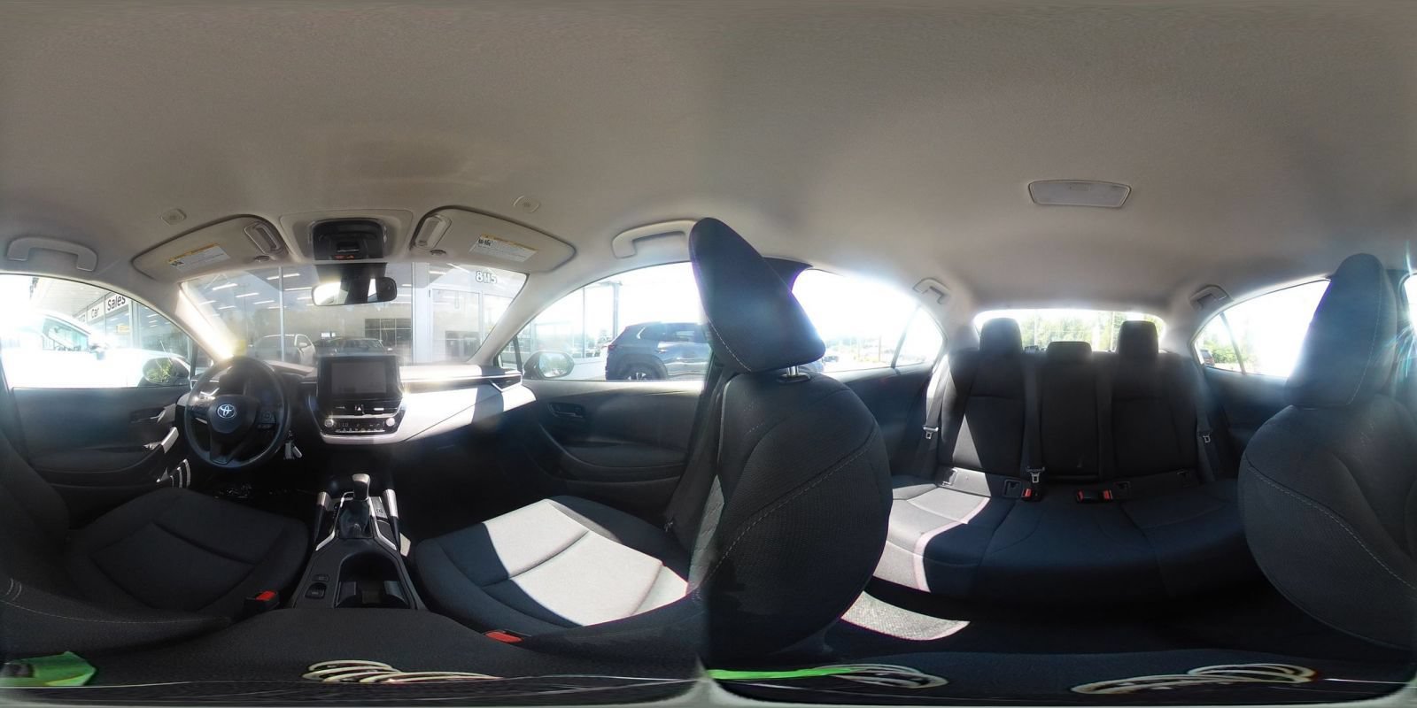Used 2025 Toyota Corolla LE FWD image 38