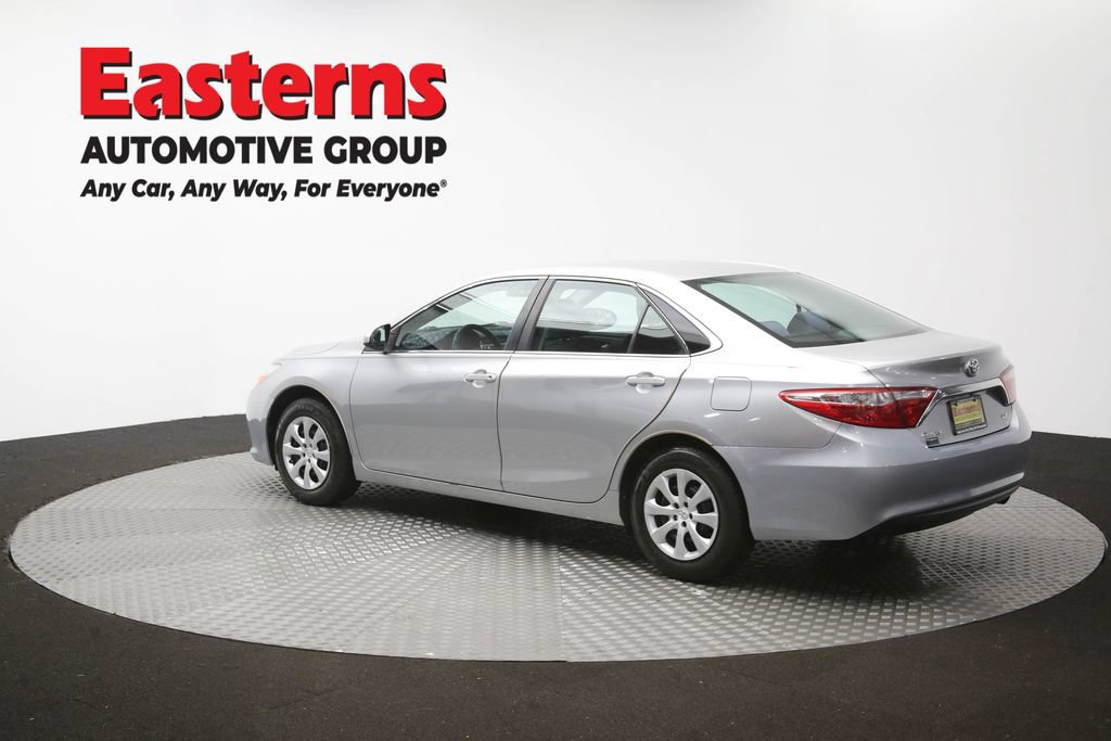 Used 2017 Toyota Camry LE FWD image 62
