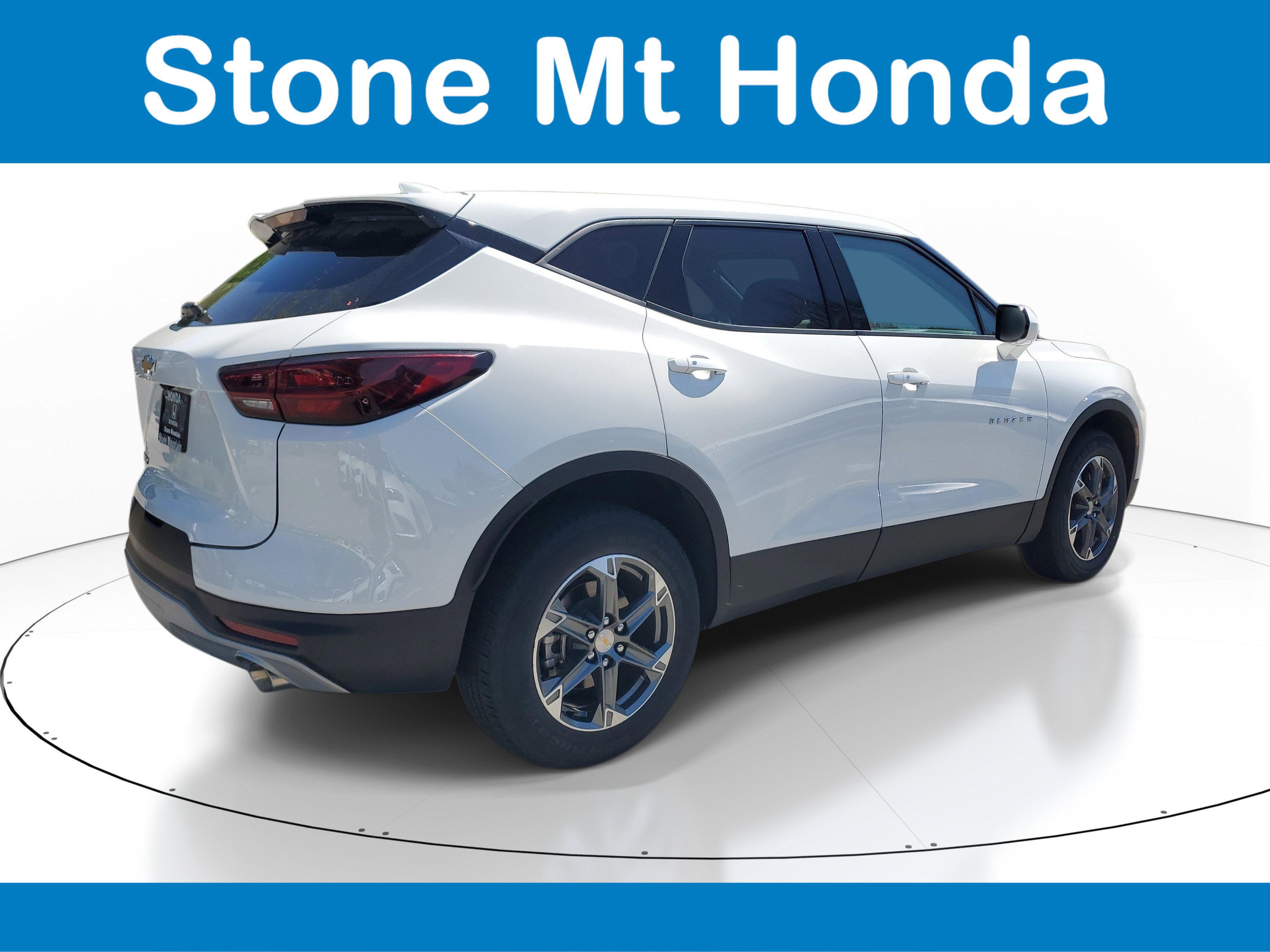 Used 2025 Chevrolet Blazer LT image 6