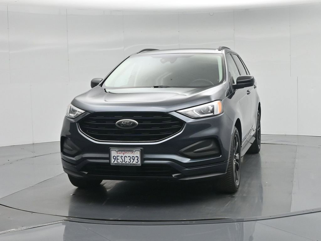 Certified 2022 Ford Edge SE w/ Black Appearance Package image 59