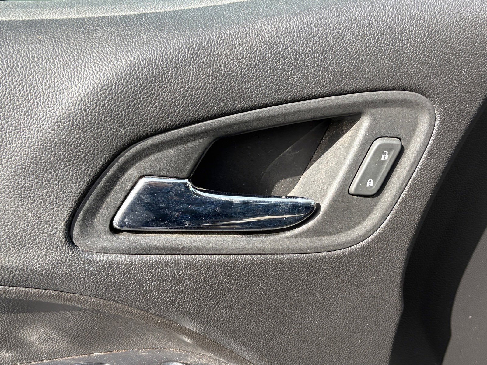 Used 2020 Chevrolet Colorado LT w/ LT Convenience Package image 9