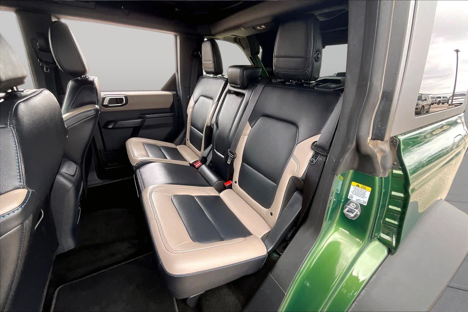 Used 2024 Ford Bronco Wildtrak AWD/4WD image 19