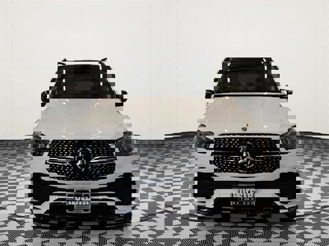 Used 2023 Mercedes-Benz GLE 350 4MATIC w/ AMG Line Exterior image 2