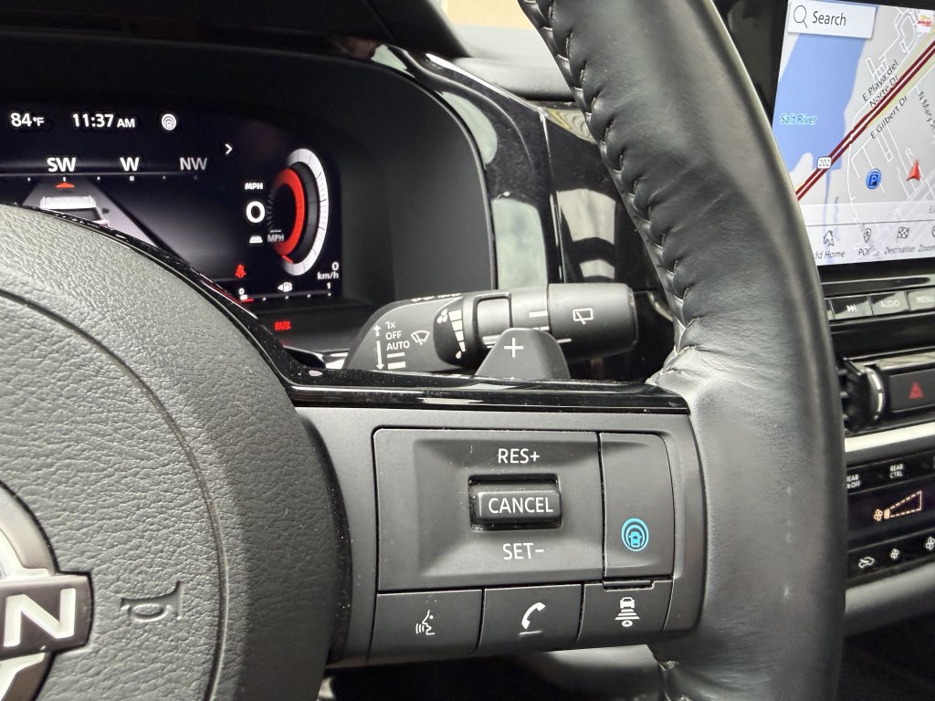 Used 2023 Nissan Pathfinder Platinum image 28