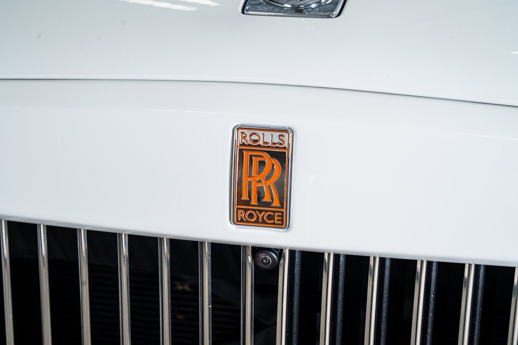 Used 2021 Rolls-Royce Cullinan image 16