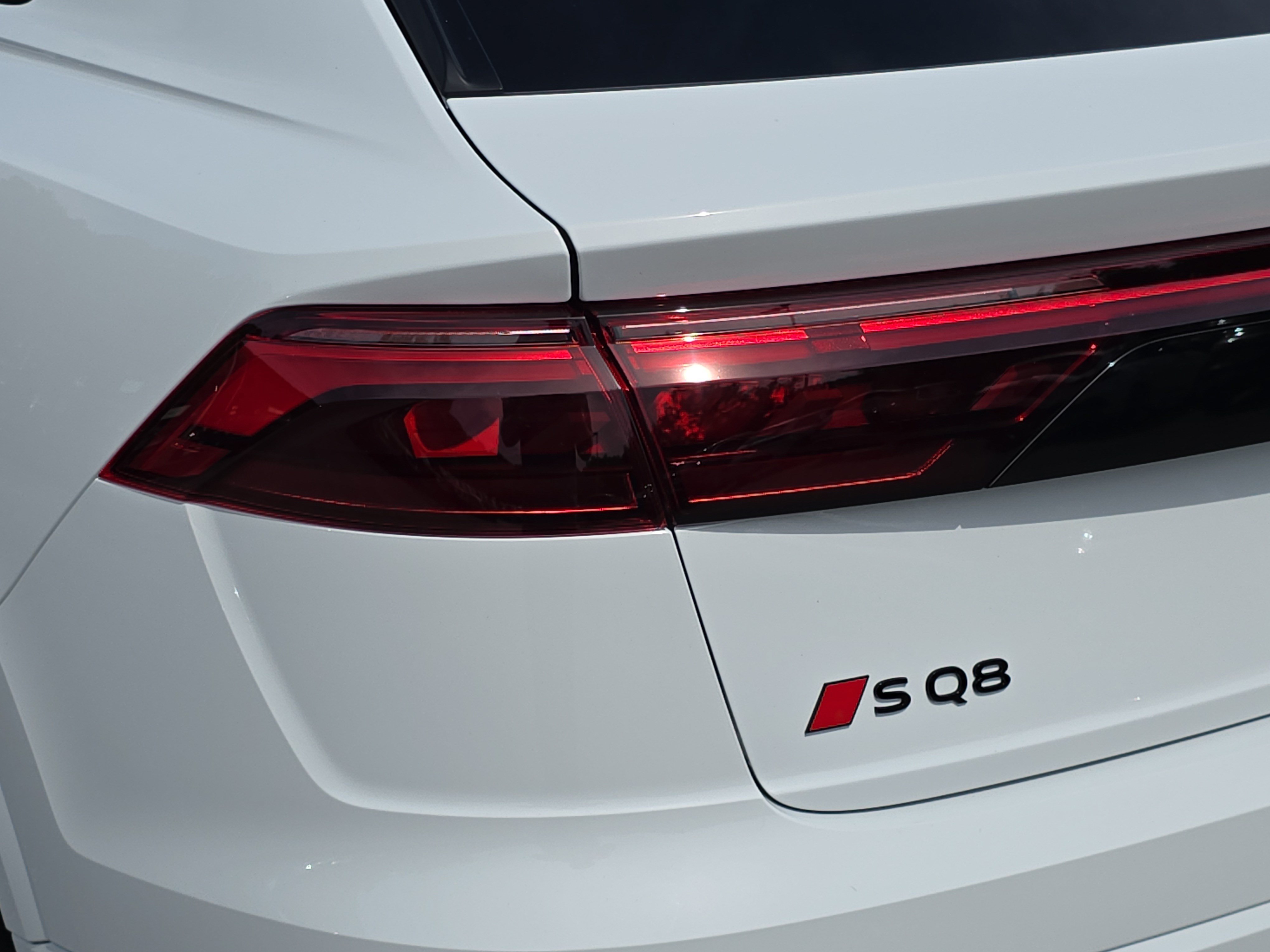 New 2026 Audi SQ8 Prestige AWD/4WD image 35