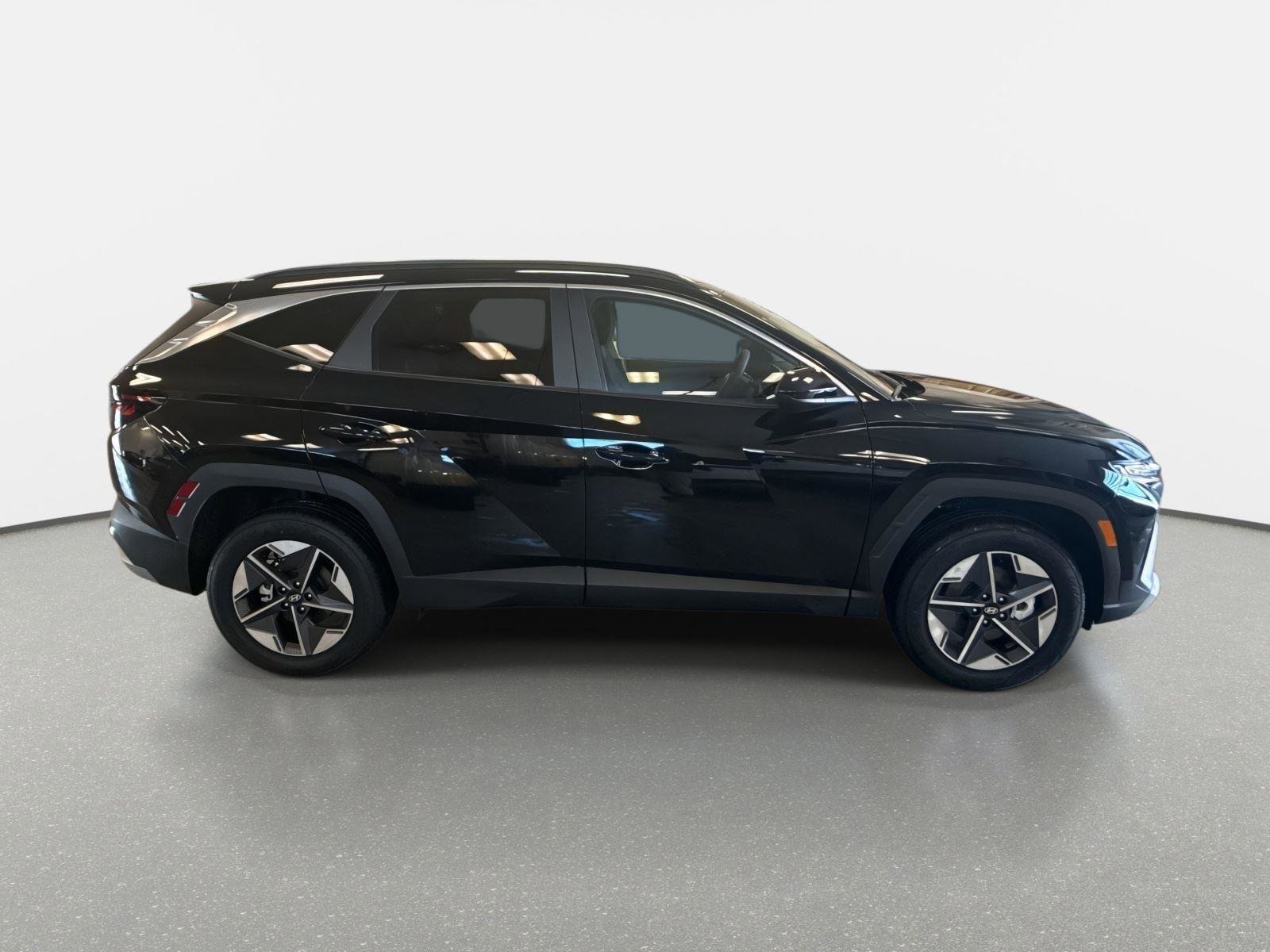 Used 2026 Hyundai Tucson SEL image 4
