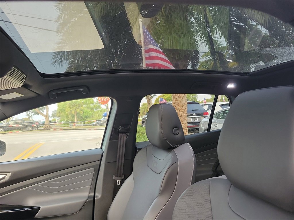 Certified 2024 Volkswagen ID.4 S image 15